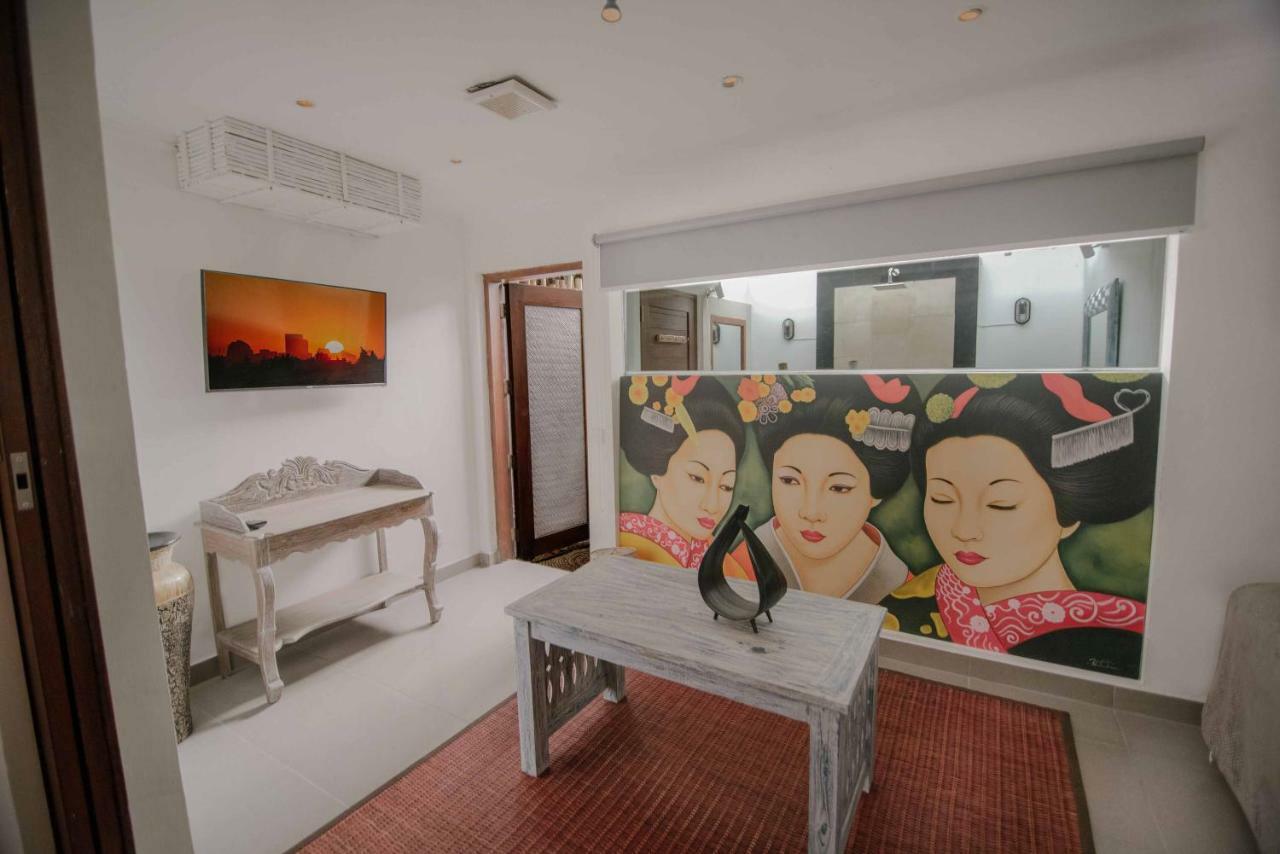 The Secret Jungle Villas Seminyak Esterno foto