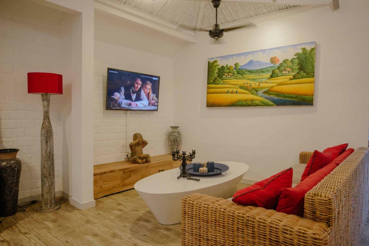 The Secret Jungle Villas Seminyak Esterno foto