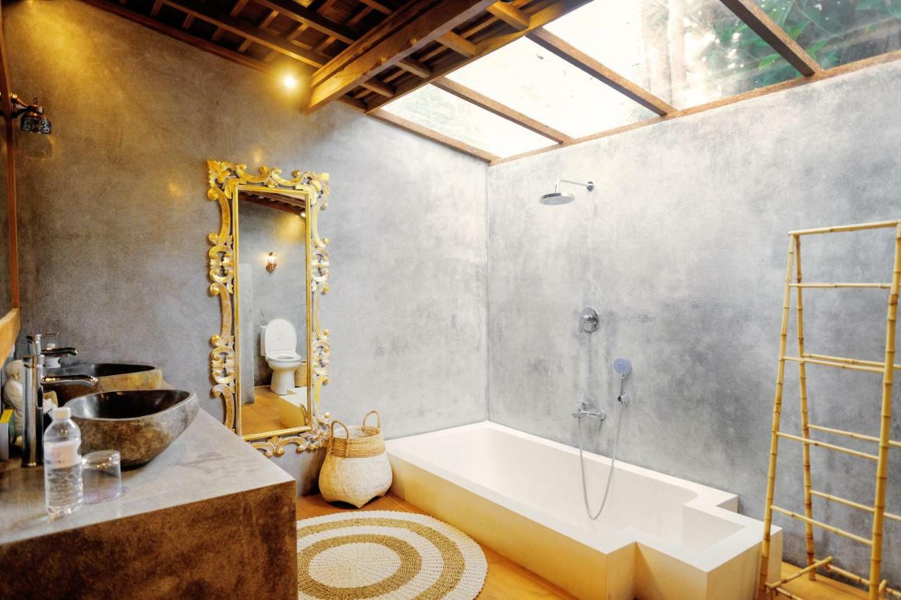 The Secret Jungle Villas Seminyak Esterno foto